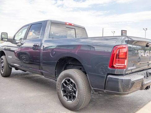 Used 2026 RAM 2500 Laramie AWD/4WD image 4