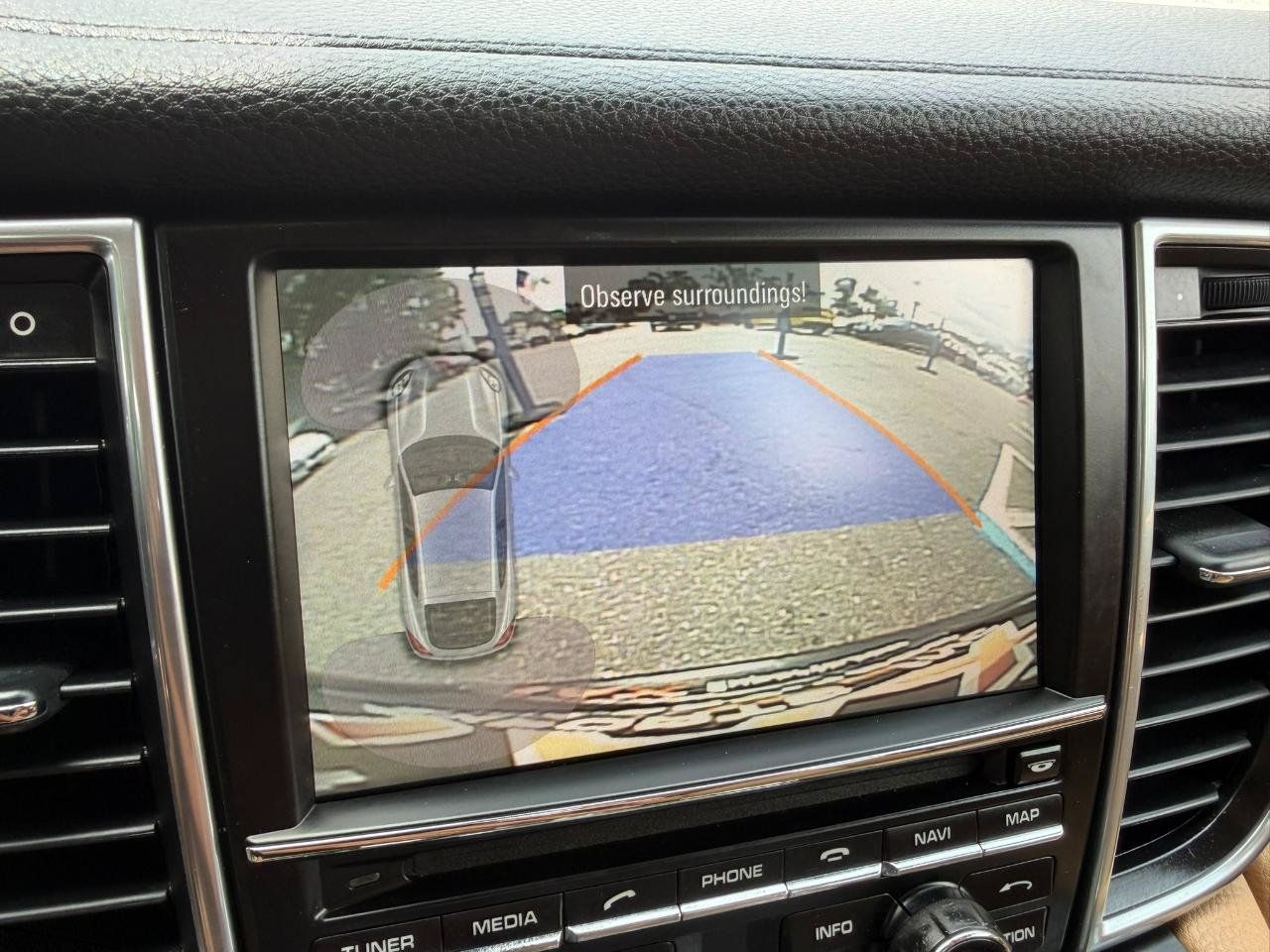 Used 2015 Porsche Panamera 4 AWD/4WD image 36