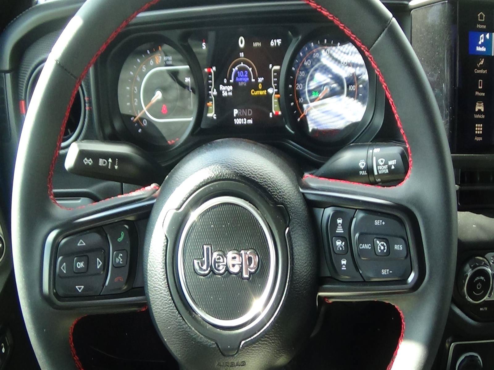 Used 2024 Jeep Gladiator Rubicon w/ Convenience Group AWD/4WD image 18
