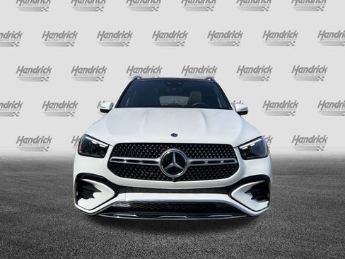 Used 2025 Mercedes-Benz GLE 450e 4MATIC image 3