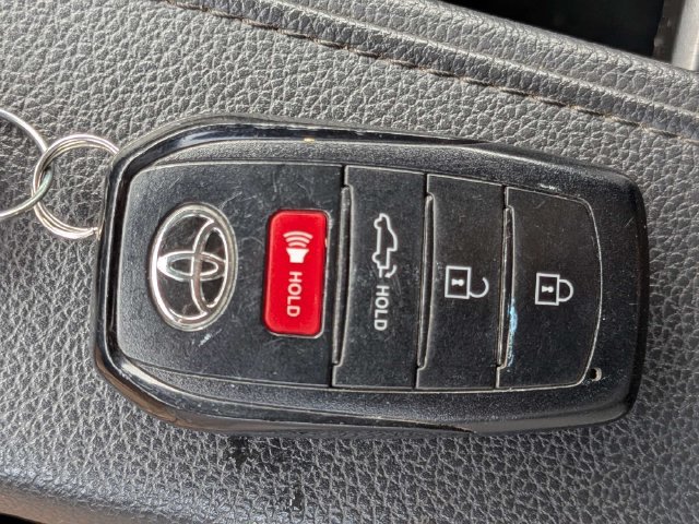 Used 2024 Toyota Tundra SR5 w/ SR5 Premium Package AWD/4WD image 29