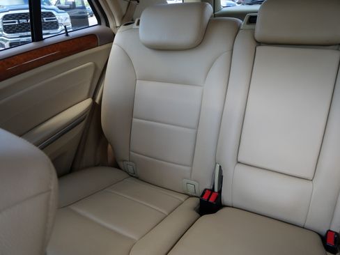 Used 2009 Mercedes-Benz ML 350 4MATIC image 12