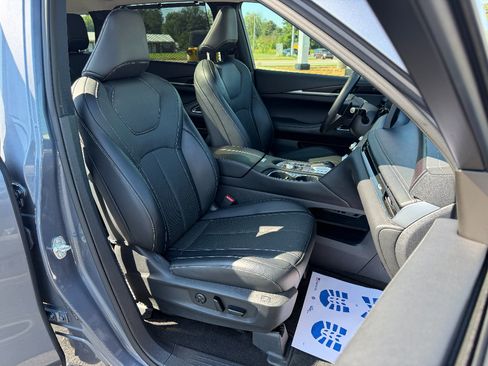 Used 2023 INFINITI QX60 Sensory w/ Vision Package AWD/4WD image 21