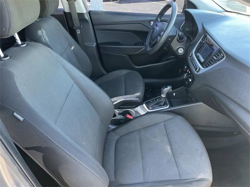 Used 2019 Hyundai Accent SE image 32