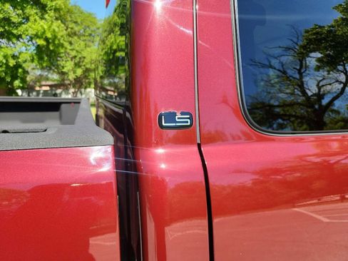 Used 2003 Chevrolet Silverado 2500 LS image 13