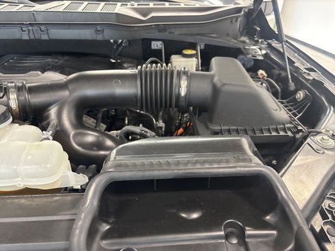 Used 2023 Ford F150 Lariat w/ Equipment Group 502A High image 29