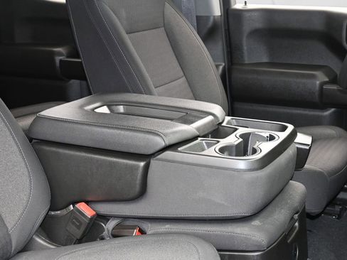 Used 2023 Chevrolet Silverado 1500 Custom image 43