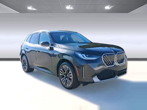 Used 2026 BMW X3 xDrive30 w/ Convenience Package image 5