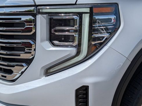 New 2026 GMC Sierra 1500 Denali w/ Denali Reserve Package AWD/4WD image 16