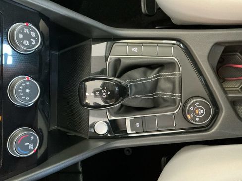 Certified 2025 Volkswagen Taos S AWD/4WD image 23
