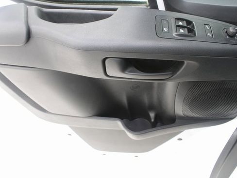 Used 2025 RAM ProMaster 2500 w/ Convenience Group image 13