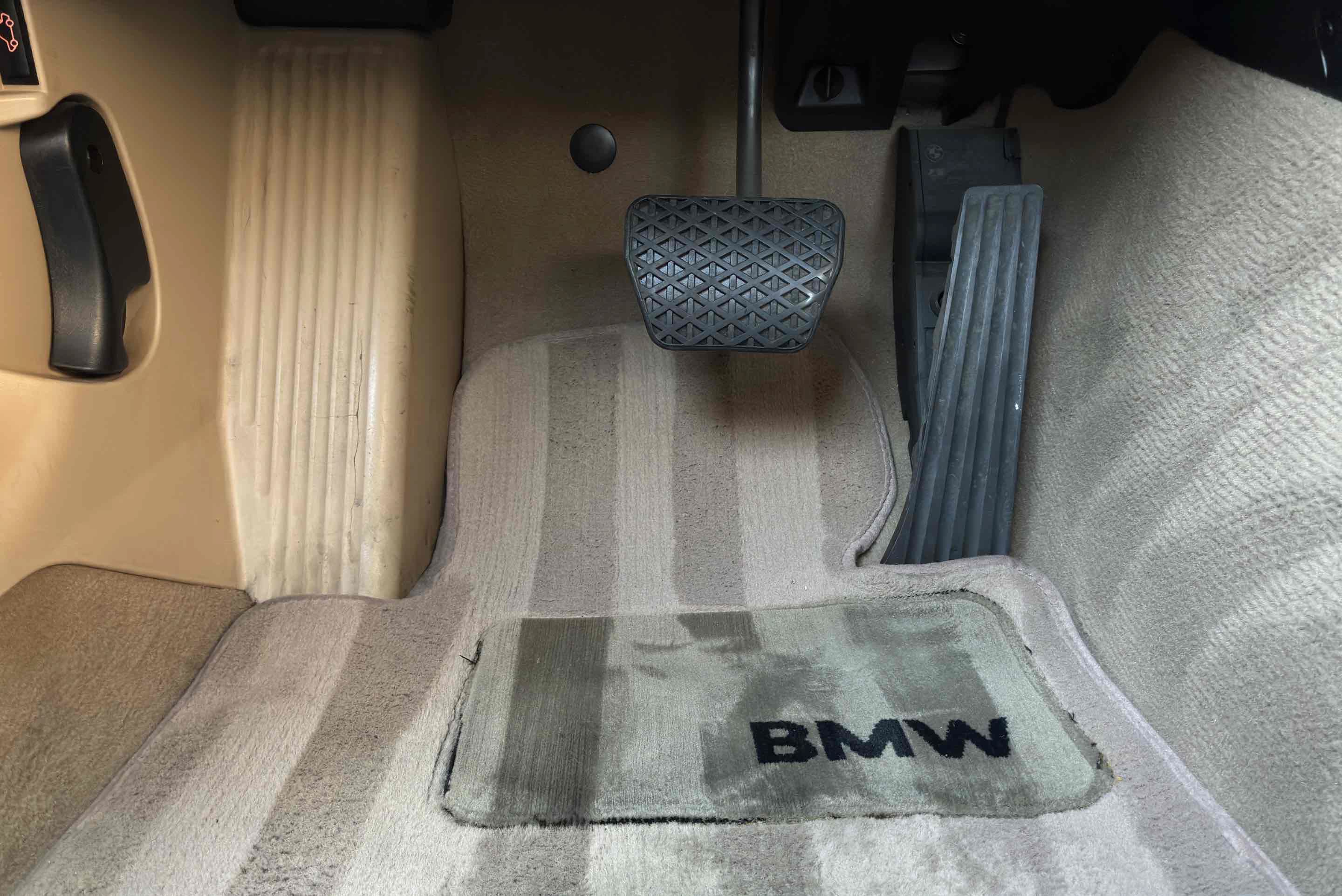 Used 2006 BMW 330Ci Coupe RWD image 32