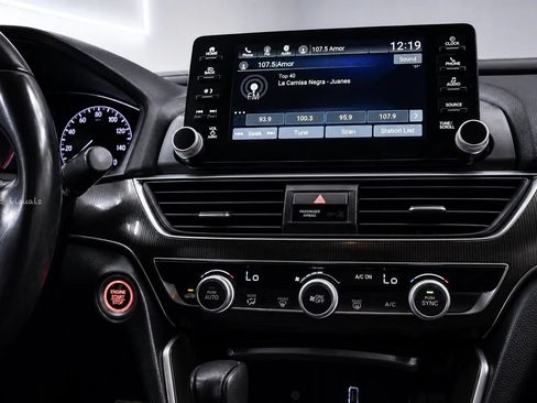 Used 2020 Honda Accord Sport image 4