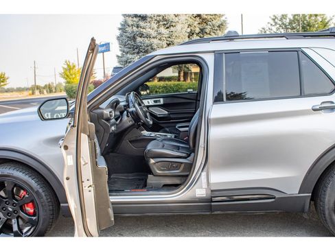 Used 2021 Ford Explorer ST w/ ST Street Pack AWD/4WD image 30