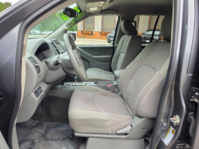 Used 2020 Nissan Frontier SV w/ Midnight Edition Floor Mats AWD/4WD image 22