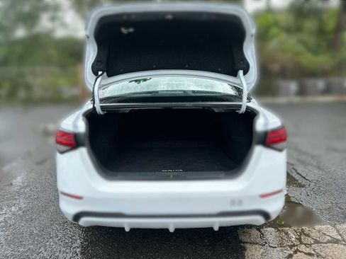 Used 2022 Nissan Sentra SV image 19