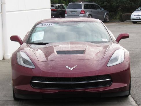 Used 2019 Chevrolet Corvette Stingray image 3