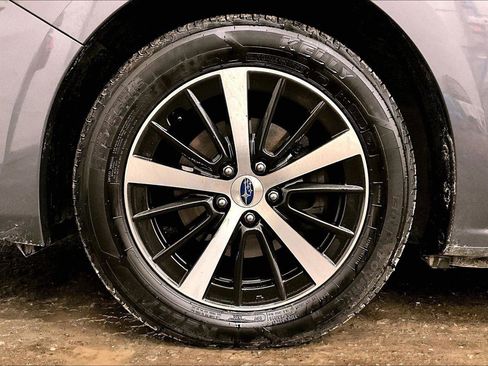 Used 2022 Subaru Impreza 2.0i Premium image 8