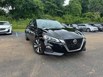 Used 2022 Nissan Altima 2.5 SV