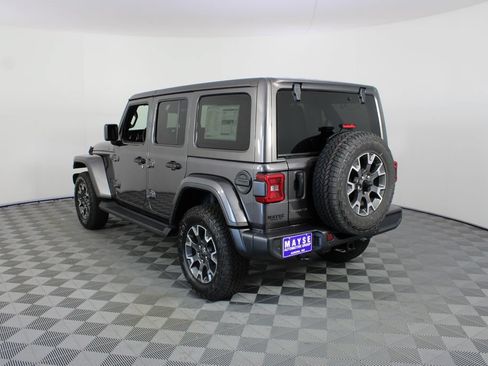New 2026 Jeep Wrangler Unlimited Sahara AWD/4WD image 21