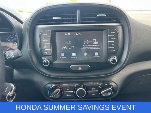 Used 2020 Kia Soul LX FWD image 18