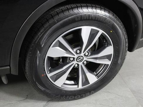 Certified 2023 Nissan Murano SV image 13