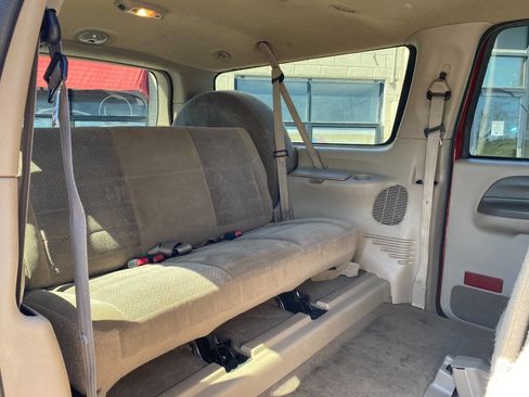 Used 2002 Ford Excursion XLT image 27