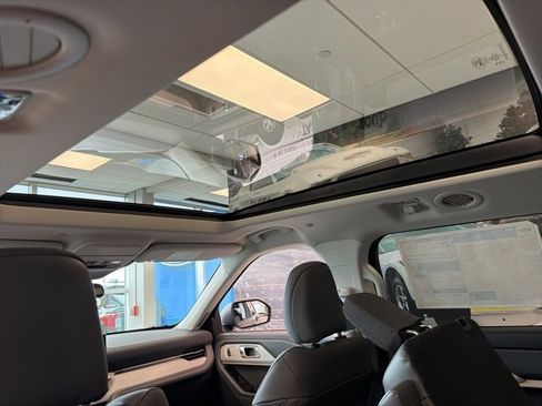 New 2026 Ford Explorer Active image 11