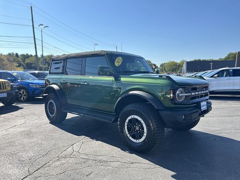 Used 2025 Ford Bronco Outer Banks w/ Sasquatch Package AWD/4WD image 7