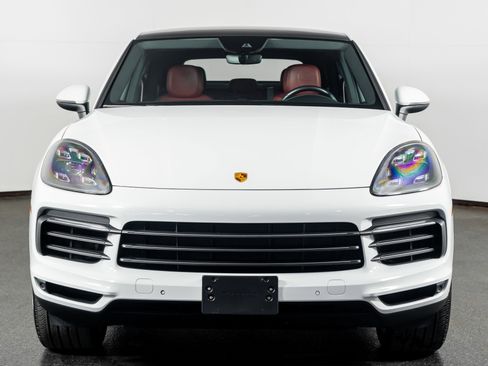Used 2023 Porsche Cayenne Platinum Edition image 20