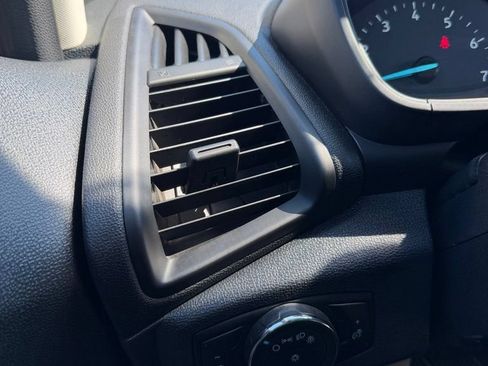Used 2020 Ford EcoSport S FWD image 20