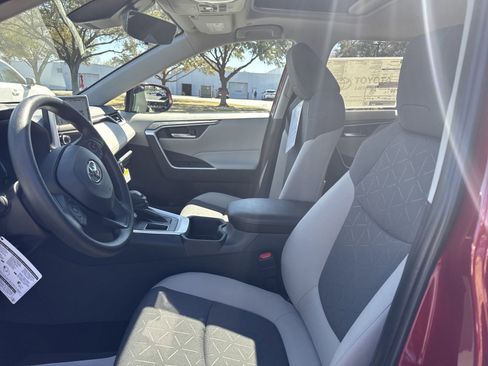 New 2025 Toyota RAV4 XLE w/ Convenience Package FWD image 13