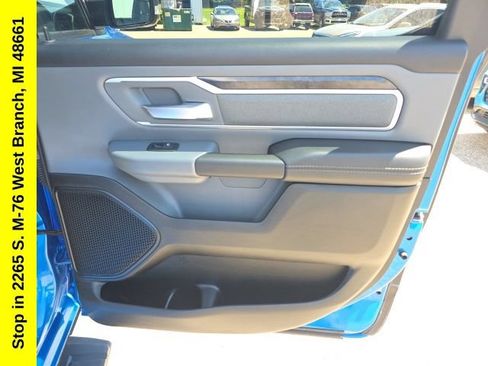 Used 2022 RAM 1500 Big Horn AWD/4WD image 45