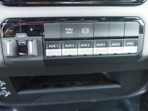 New 2025 RAM 4500 Tradesman image 20