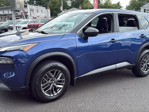 Certified 2023 Nissan Rogue S AWD/4WD image 3