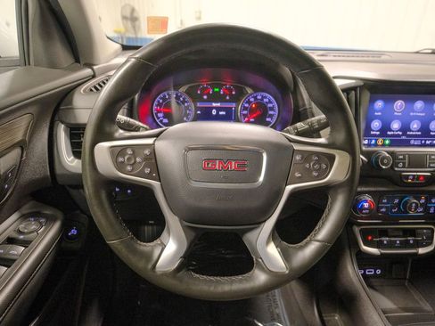 Used 2024 GMC Terrain SLT image 35