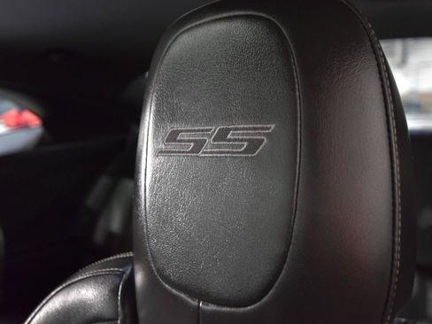 Used 2010 Chevrolet Camaro SS w/ RS Package RWD image 29