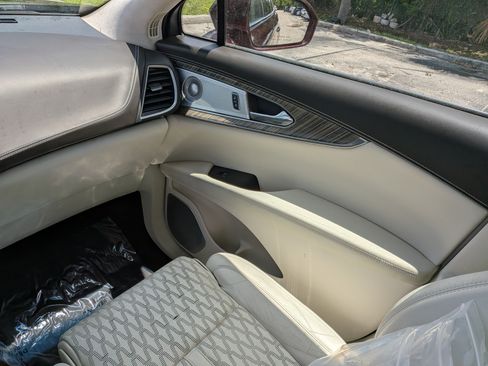 Used 2019 Lincoln Nautilus Black Label FWD image 19