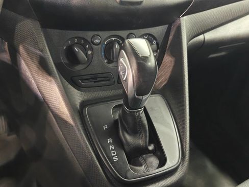 Used 2015 Ford Transit Connect XL image 6