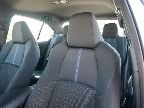 Used 2021 Toyota Corolla SE FWD image 17