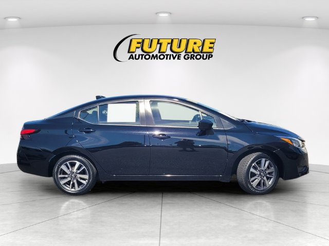 Certified 2025 Nissan Versa SV FWD image 3