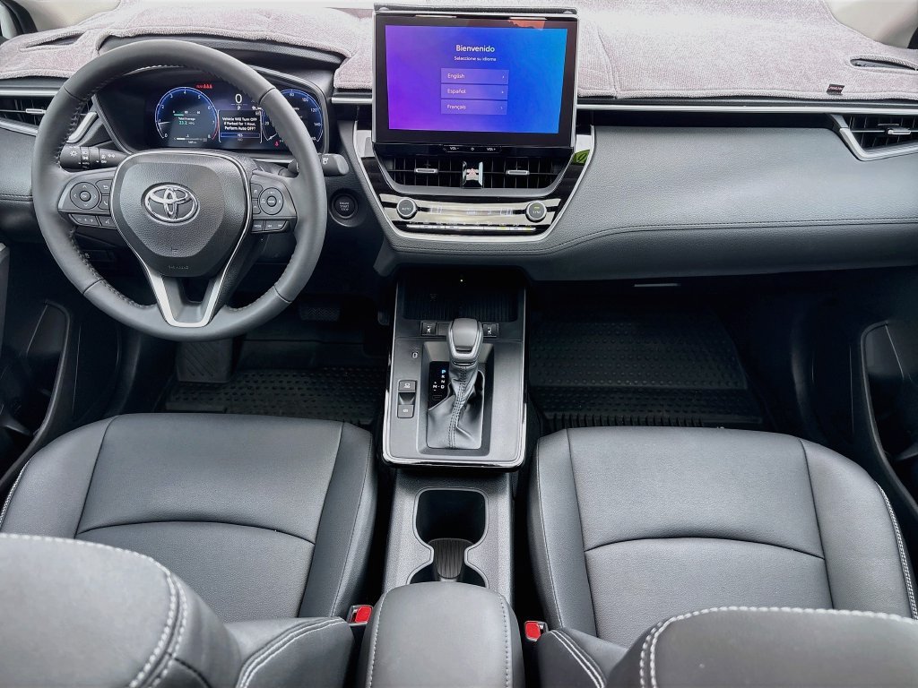 Used 2026 Toyota Corolla Cross XLE w/ Convenience Package FWD image 13