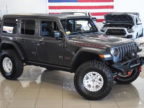 Used 2018 Jeep Wrangler Unlimited Rubicon image 2