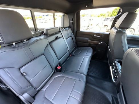 Used 2022 Chevrolet Silverado 3500 High Country w/ Z71 Off-Road Package AWD/4WD image 16