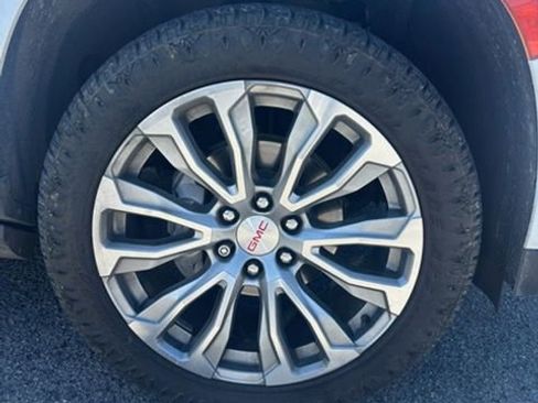 Used 2021 GMC Yukon XL Denali AWD/4WD image 5