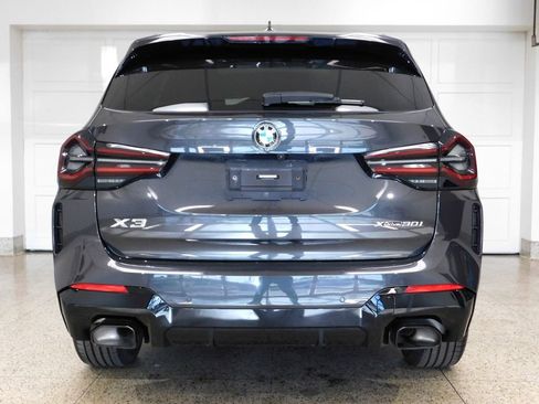 Used 2022 BMW X3 xDrive30i AWD/4WD image 3