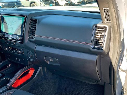 Used 2023 Nissan Frontier PRO-4X w/ Tow Package image 12