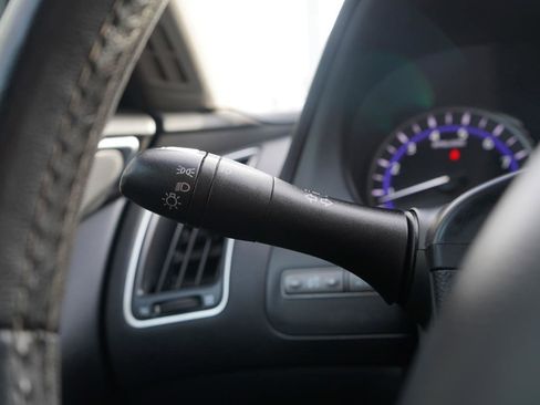 Used 2015 INFINITI Q50 2.0t w/ Moonroof Package image 25