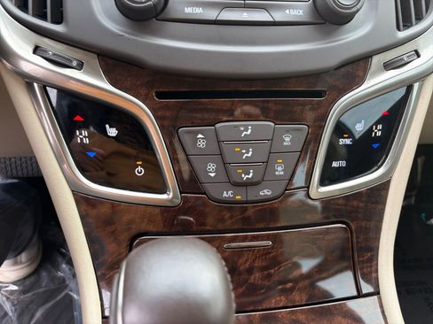 Used 2014 Buick LaCrosse Leather image 22