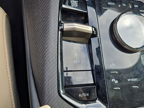 Certified 2025 BMW X3 xDrive30i w/ Convenience Package image 16